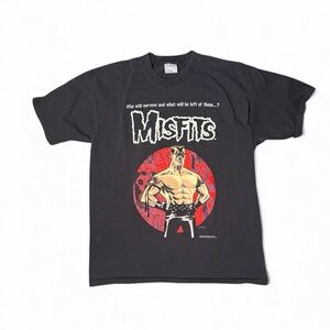 Black Graphic Tee - Short Sleeve